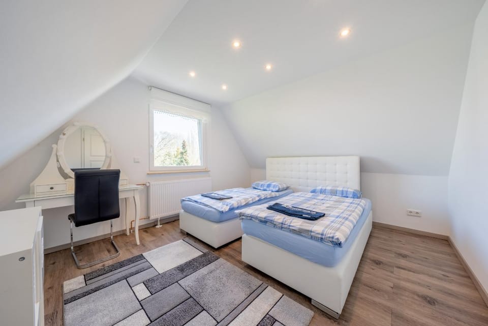 up to 3 private rooms with 2 bathrooms Vacation rental in Hanover