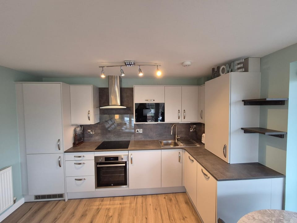 Fabulous 3 Bedroom Flat Apartment in Edinburgh