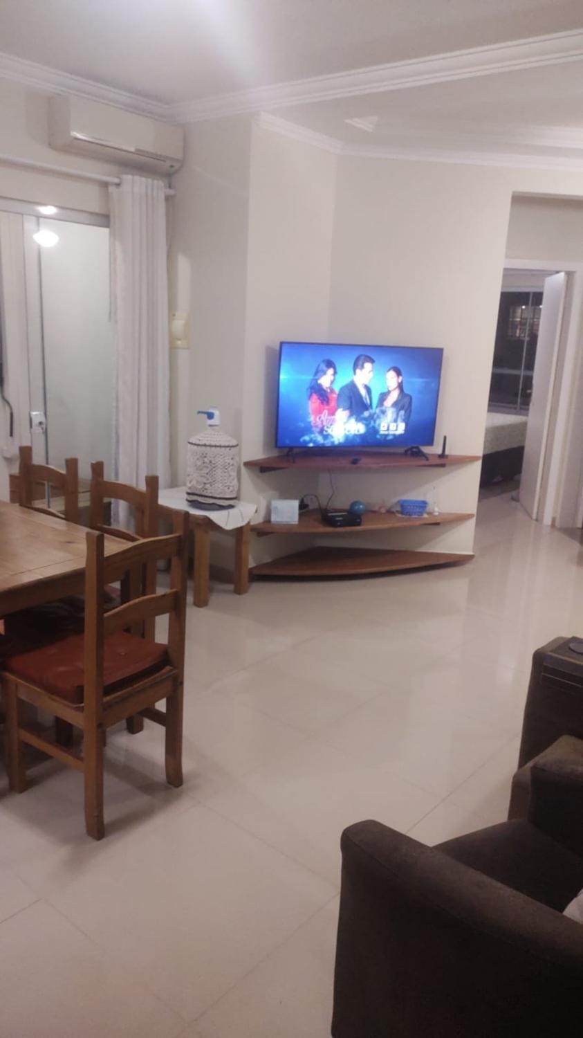 EDÉSIA -B- 202 - Dois dormitórios (1 suíte) Apartment in Florianopolis