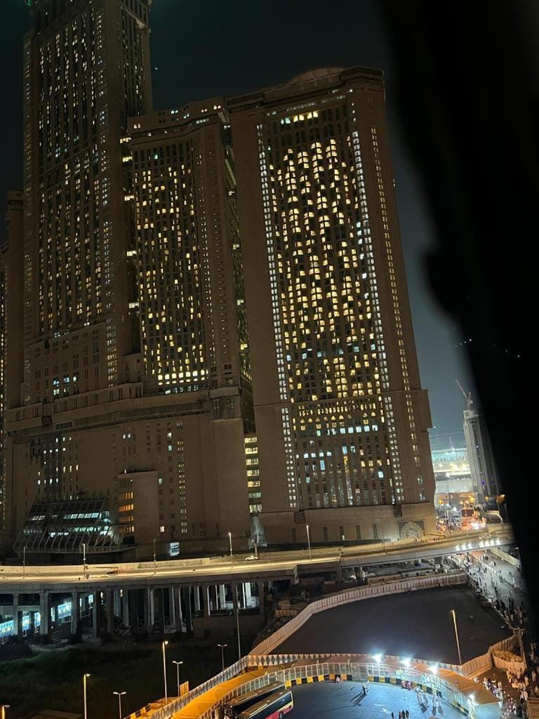 Property building, View (from property/room), City view