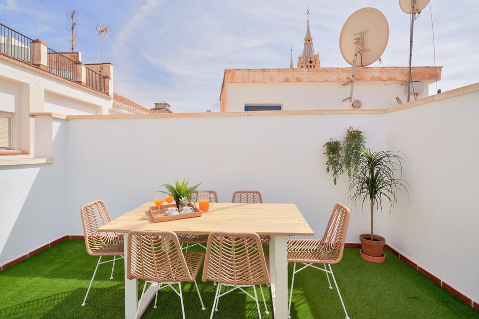 Balcony/Terrace, Dining area