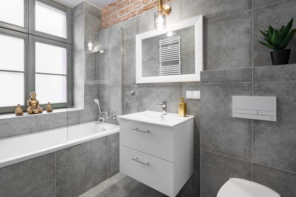 Toilet, Bathroom, Bath, heating, towels