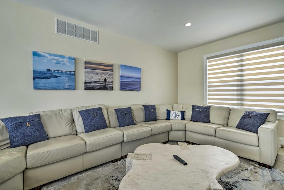 Steps to Boardwalk: Group Getaway in Ventnor City House in Ventnor City