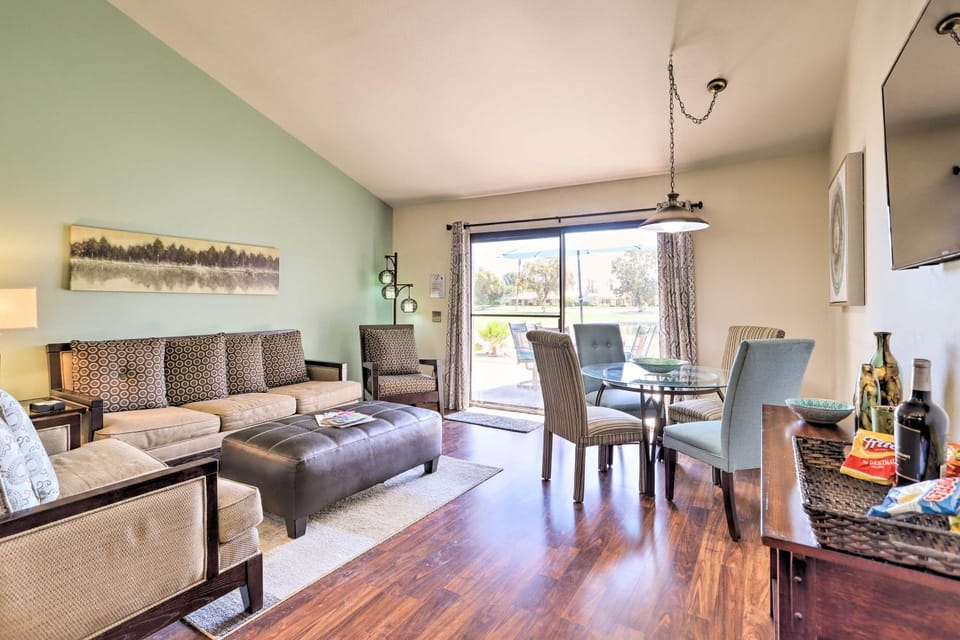 Patio, Grill + Resort Perks: Palm Desert Home House in Palm Desert