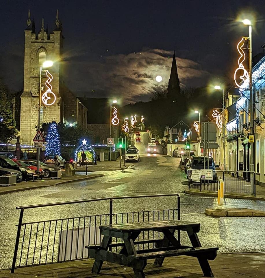 Night, Neighbourhood, Street view