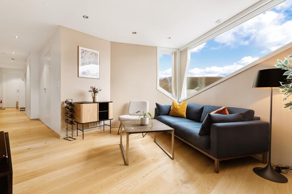 View (from property/room), Living room, Seating area