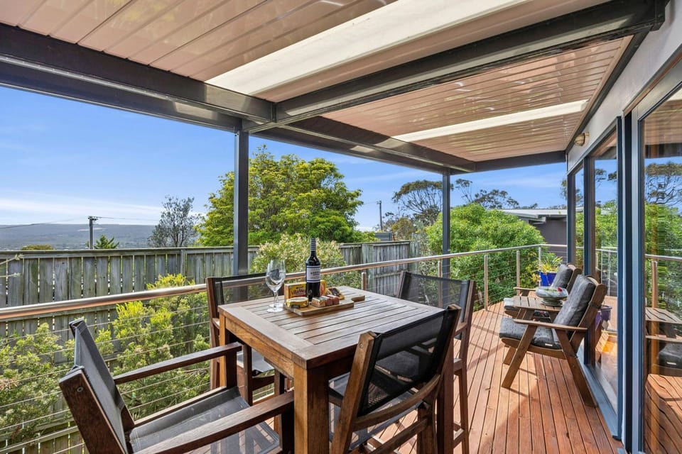 Blue Water - BYO Linen House in Anglesea