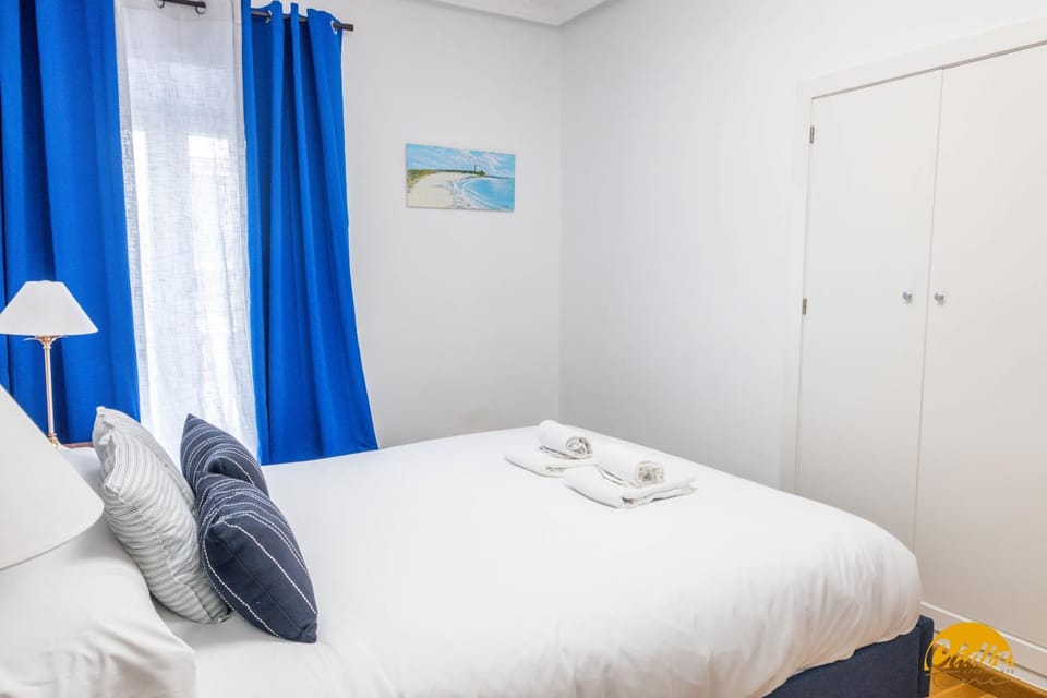 Bed, Photo of the whole room, Bedroom, towels, wardrobe
