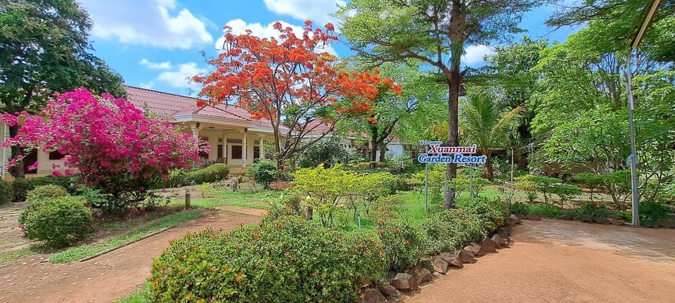 Xuanmai Garden Resort Bed and Breakfast in Laos