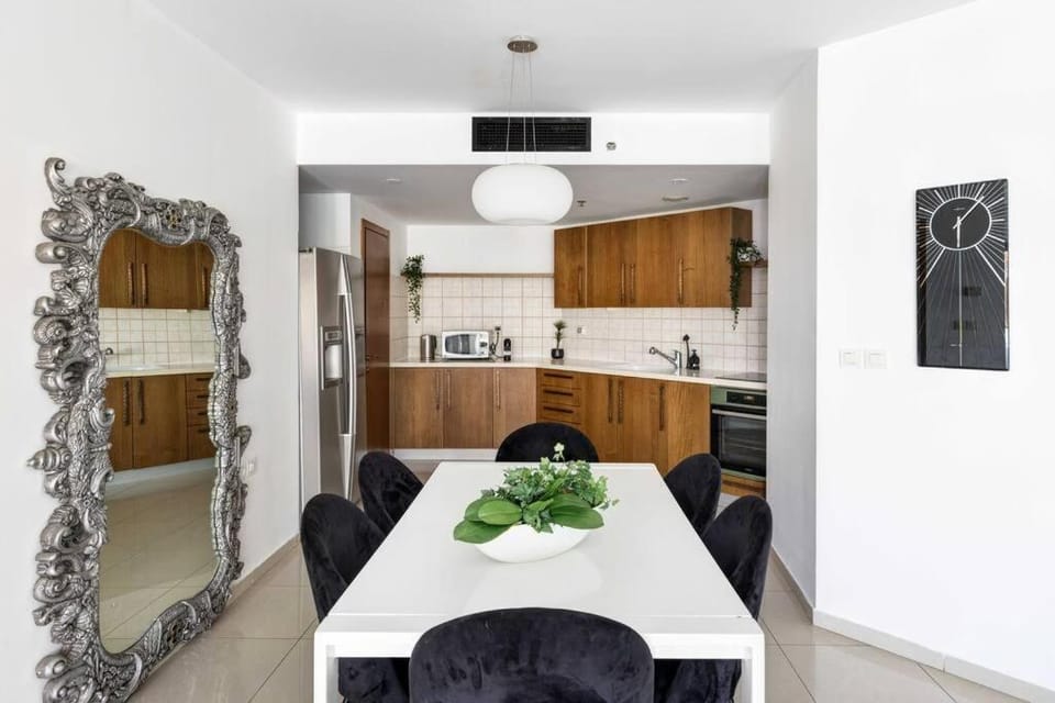 Blue Dream Marina View big 1bd ap pool parking gym Apartment in Herzliya