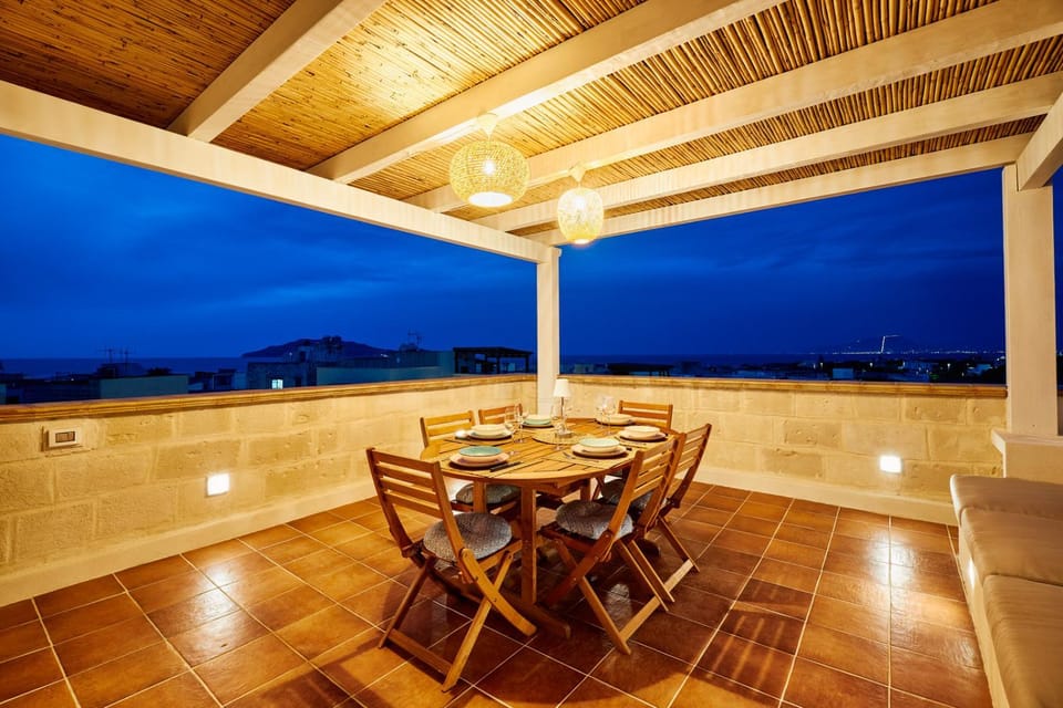 View (from property/room), Balcony/Terrace