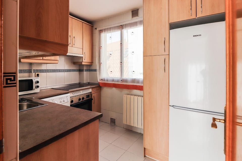 Kitchen or kitchenette, kitchen