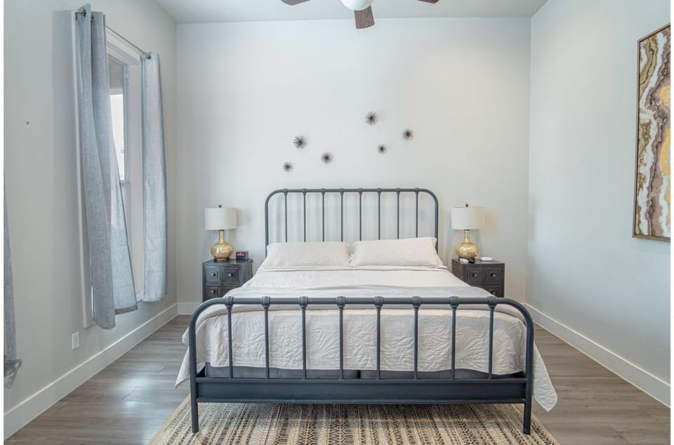 Bed, Bedroom