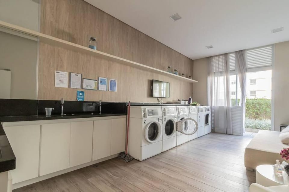 Flat surpreendente 5 pessoas em condomínio moderno 02 suites climatizados Apartment in Sao Paulo City