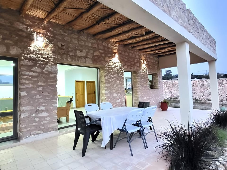 Balcony/Terrace, Swimming pool