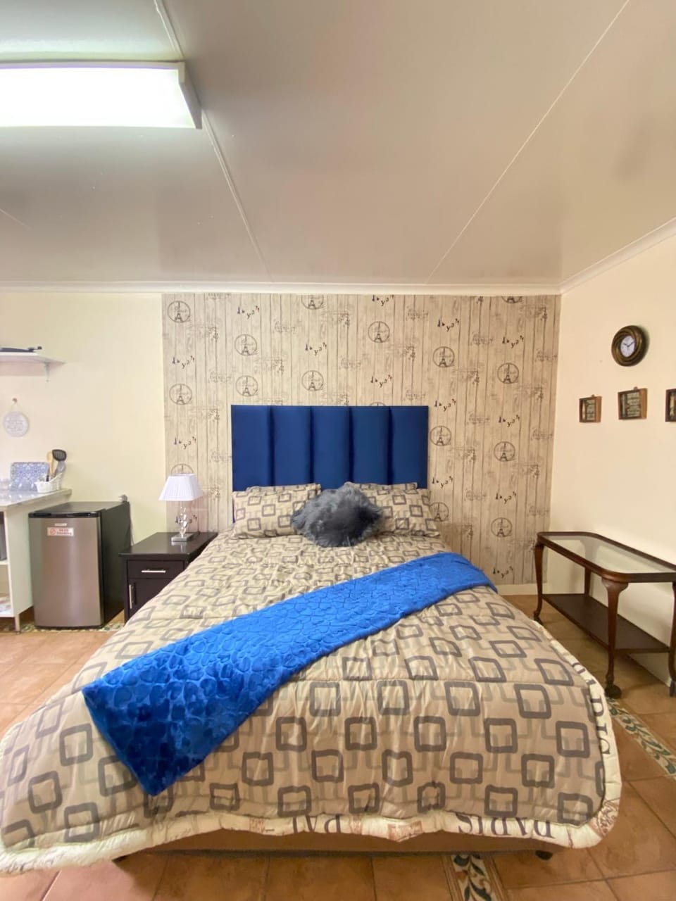 DMpire Suite Bed and Breakfast in Sandton