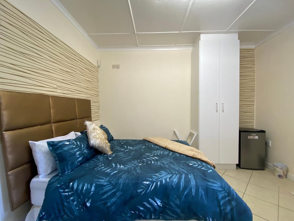 DMpire Suite Bed and Breakfast in Sandton