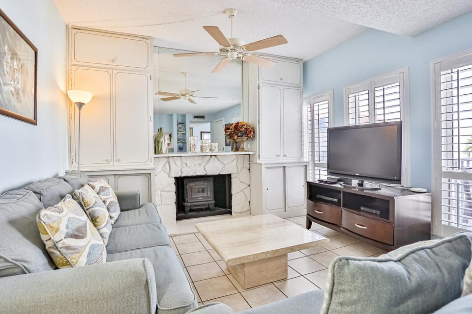 Madeira Beach Yacht Club 343 #G House in Madeira Beach