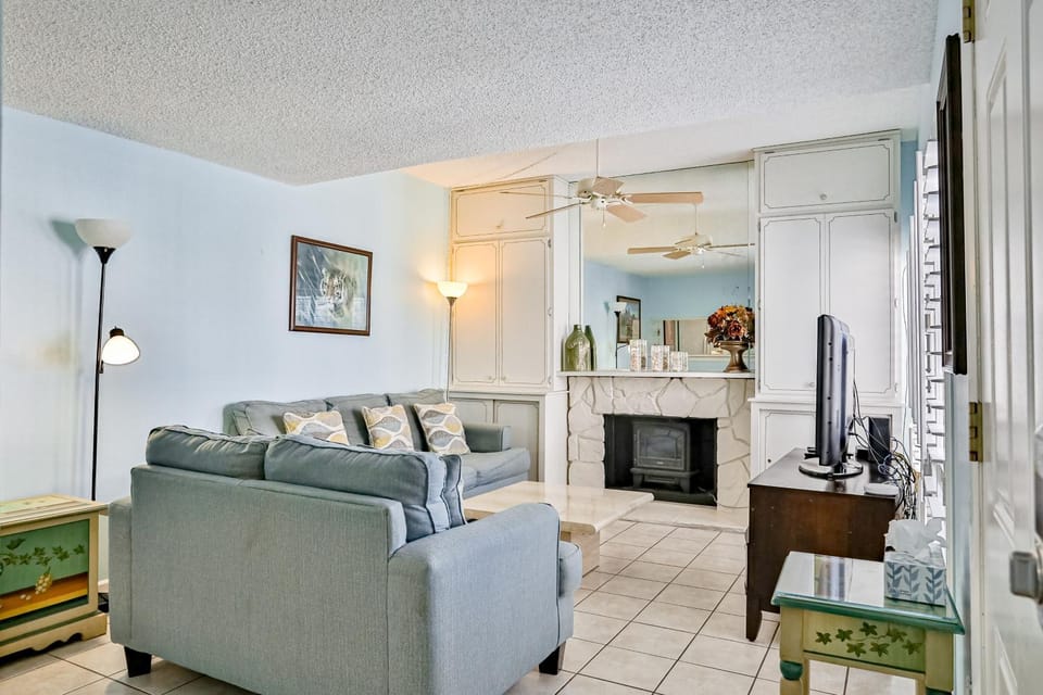 Madeira Beach Yacht Club 343 #G House in Madeira Beach