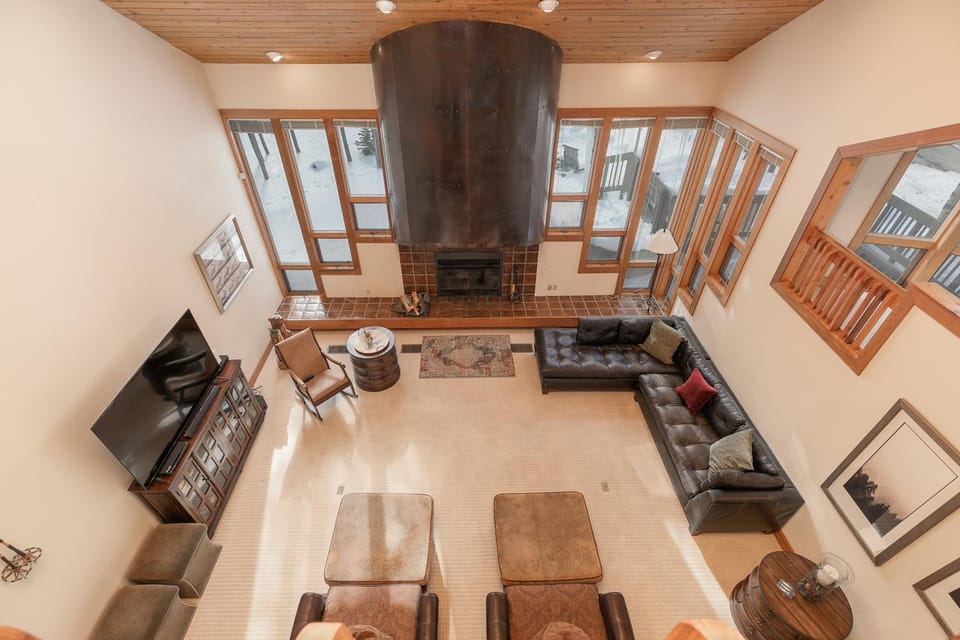 Grand Antler Lodge: Spacious, Updated, Sleeps 16 House in Breckenridge