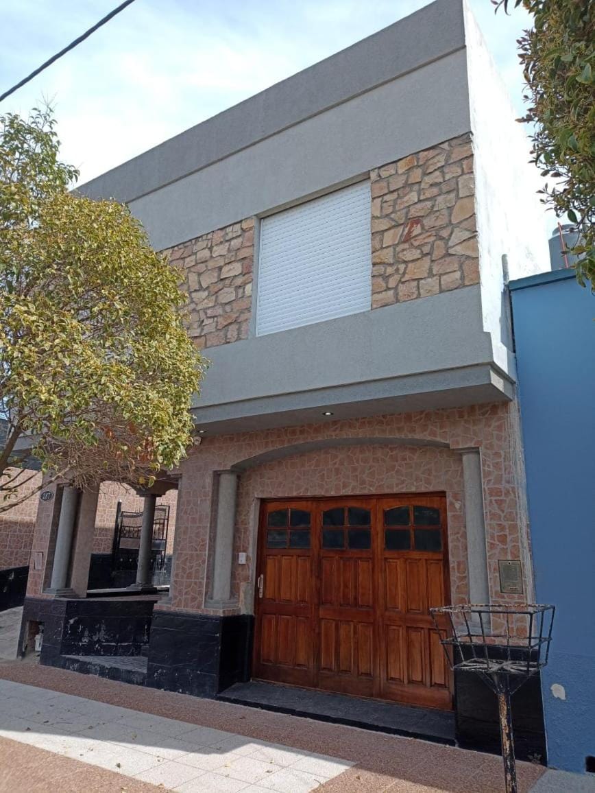 Property building, Day