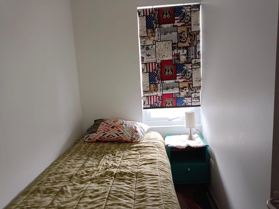 Hermoso departamento nuevo en Pucon equipado con 3 dormitorios wifi y estacionamiento privado a 5 minutos del centro y lago Apartment in Pucon