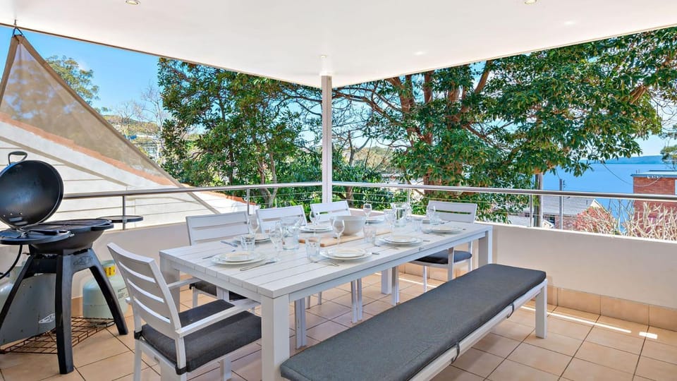 Patio, Day, View (from property/room), Balcony/Terrace, Seating area, Dining area
