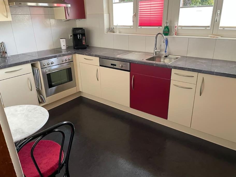 Kitchen or kitchenette, dishwasher, pet friendly