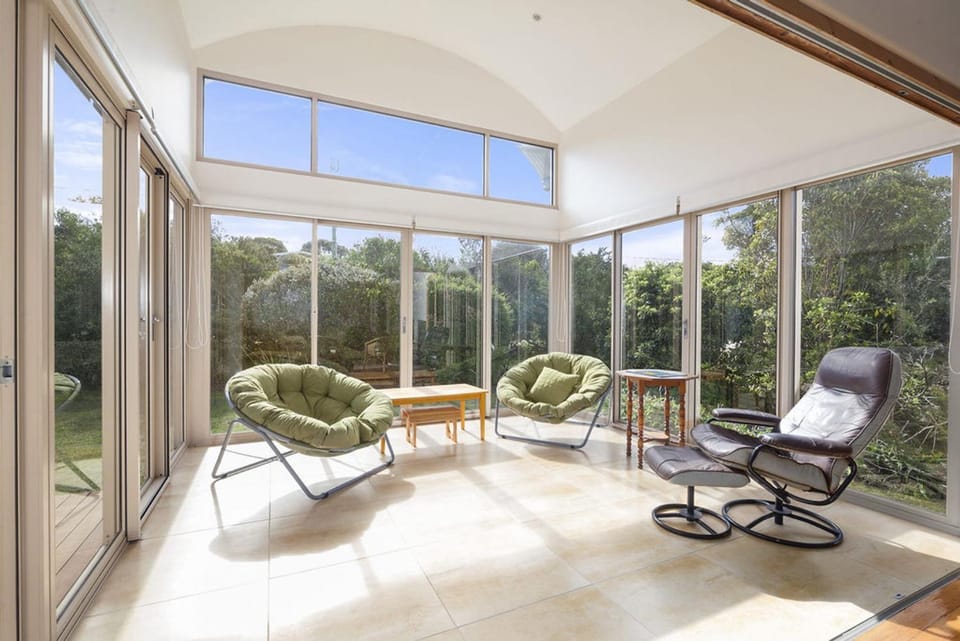 Coastal Haven - BYO Linen House in Anglesea