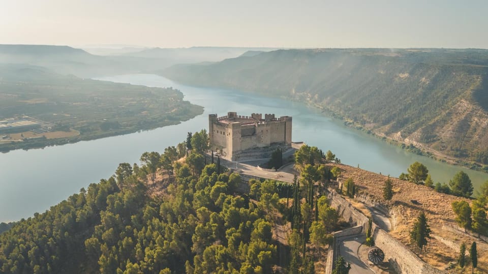 Bird's eye view, Landmark view