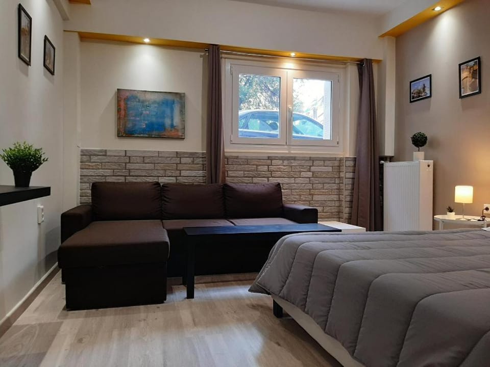 Living room, Photo of the whole room, Bedroom