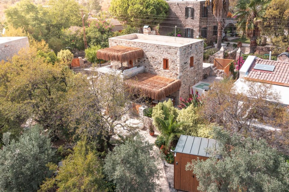 Property building, Bird's eye view