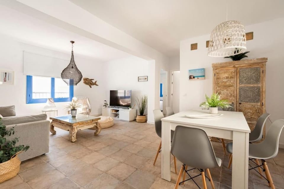 Espectacular casa muy luminosa con azotea Apartment in Conil de la Frontera