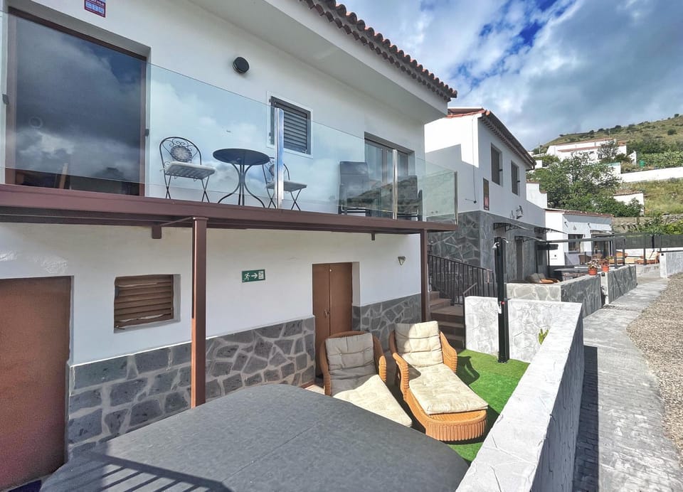 Hot Tub, Balcony/Terrace