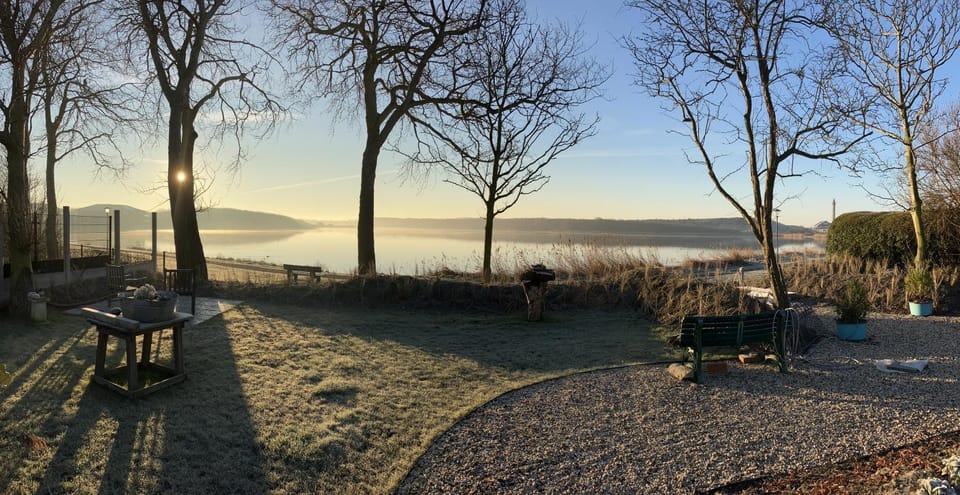 Nearby landmark, Day, Natural landscape, Lake view