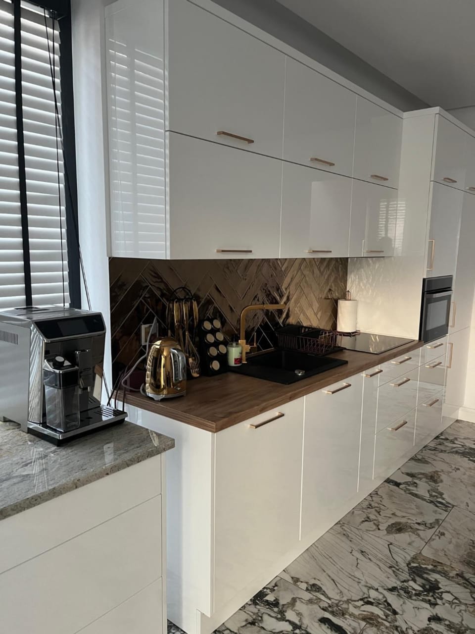 Kitchen or kitchenette, dishwasher, minibar, pet friendly, stove, toaster