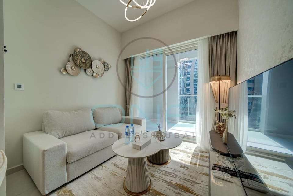 1BR Sleek, Stylish & Sofa-Bed Ready Apartment in Dubai