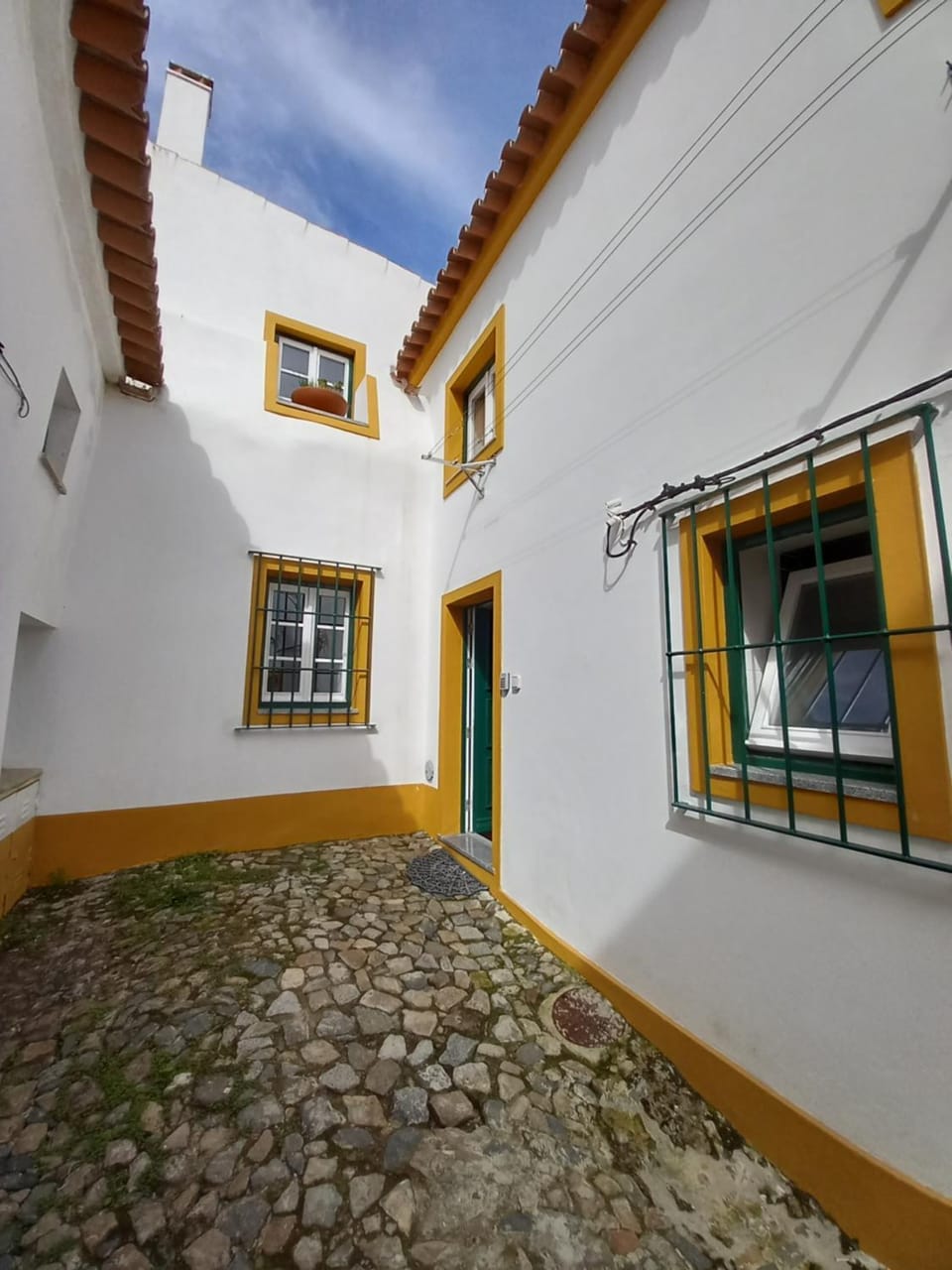 Páteo dos Oliveira - Casa da Cocheira Apartment in Evora