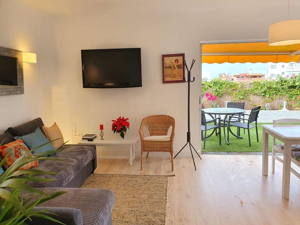 Cozy and intimate bungalow in Puerto de la Cruz House in Puerto de la Cruz