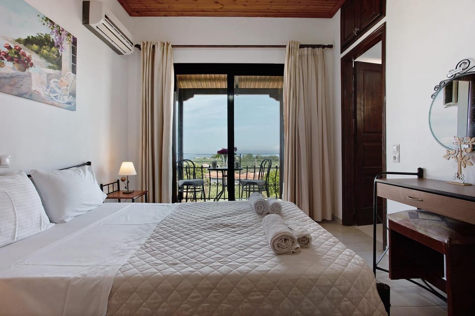Property building, Living room, Bedroom