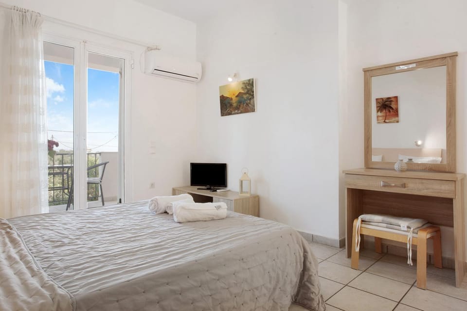 Property building, Living room, Bedroom