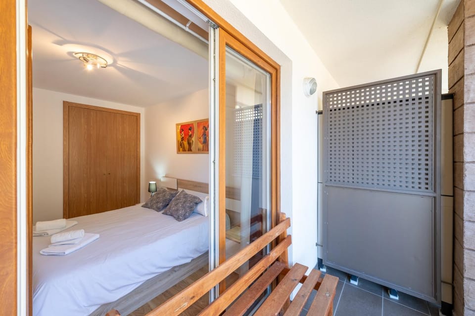 Balcony/Terrace, Bedroom, wardrobe