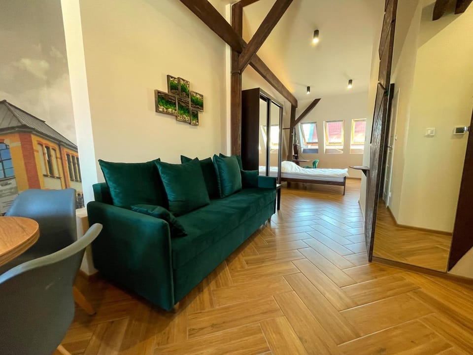 Living room, Photo of the whole room