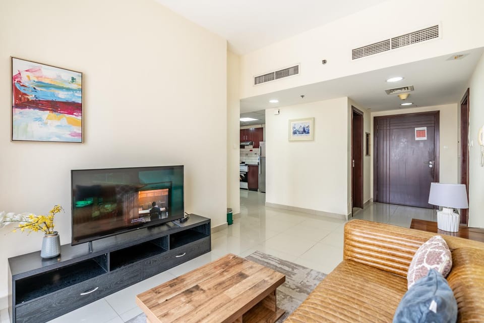 RH- Bright 1BR in JVC, near Circle mall Apartment in Dubai