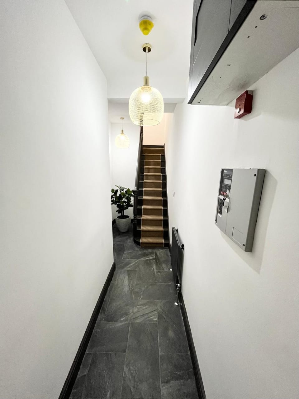 Fabulous 3 Bed Apartment - Near Excel - Sleeps 6 - 8 Apartment in London