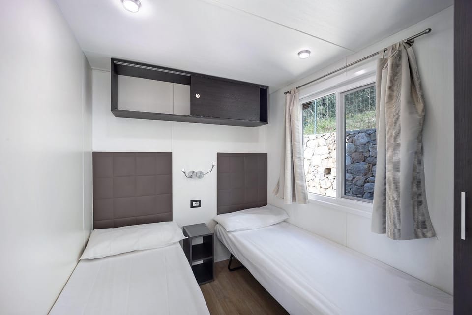 Property building, Living room, Bedroom