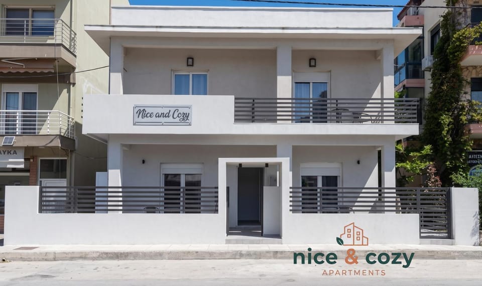 Property building, Day, Property logo or sign, View (from property/room), Balcony/Terrace, Logo/Certificate/Sign, Street view