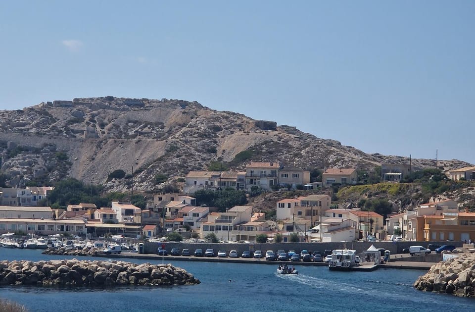 Nearby landmark, Day, Natural landscape, Beach, Sea view