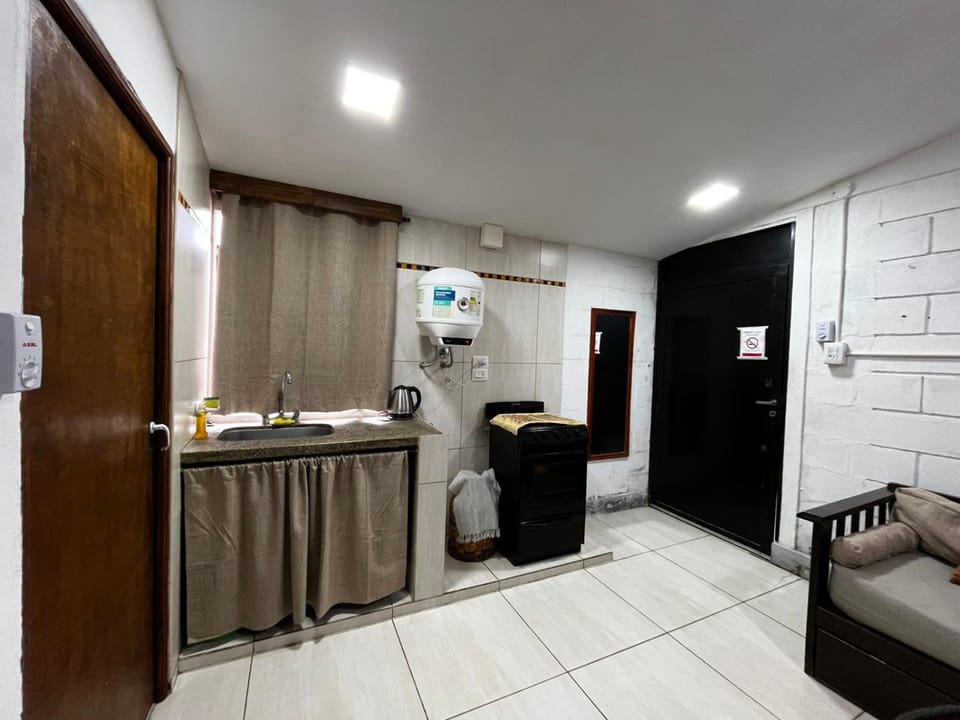 Acogedor familiar y agradable monoambiente. C/est. Apartment in Santiago del Estero