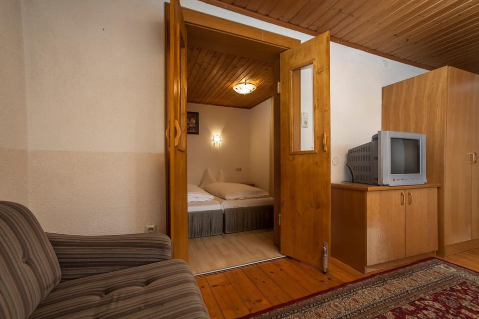 Living room, Bedroom